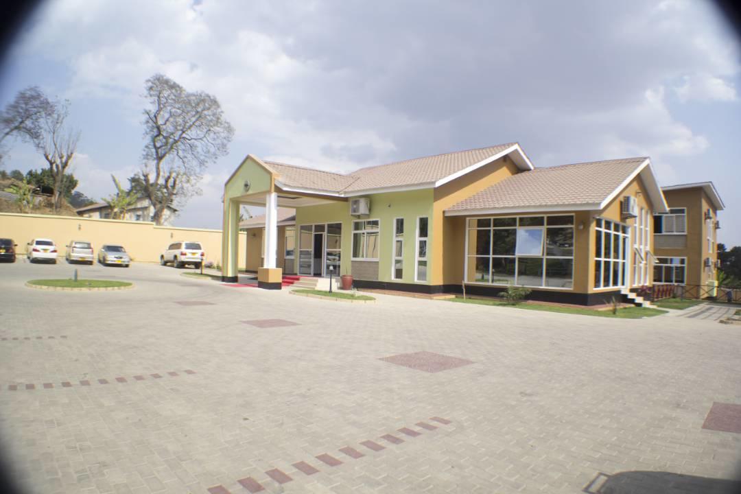 Hotel Desderia Mbeya Ngoại thất bức ảnh