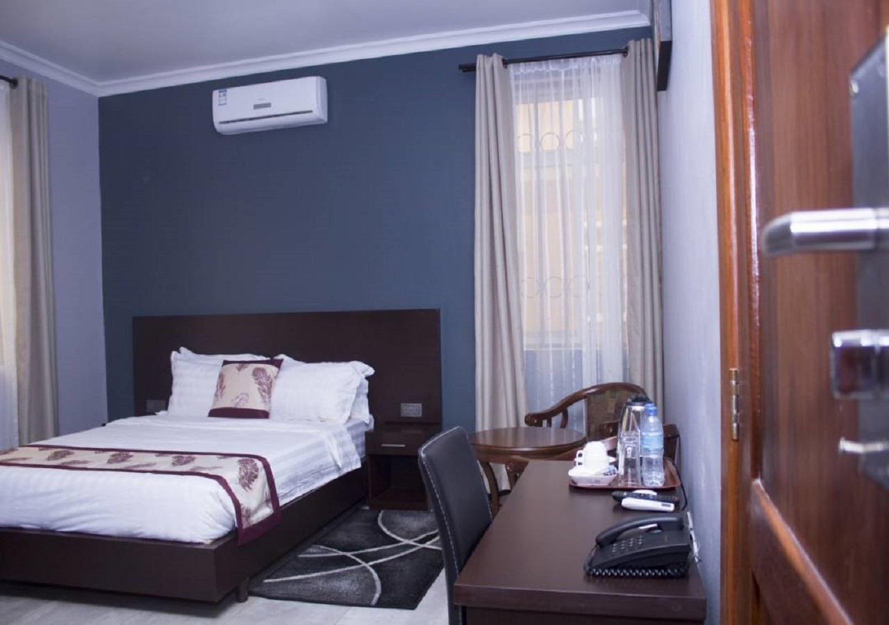 Hotel Desderia Mbeya Ngoại thất bức ảnh