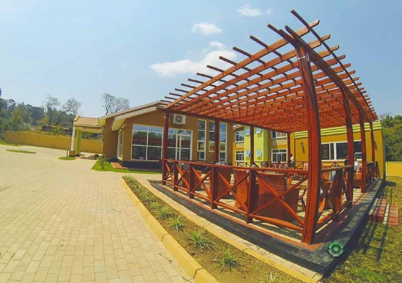 Hotel Desderia Mbeya Ngoại thất bức ảnh